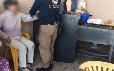 TORO FUERA DE CONTROL PROVOCA CAOS Y DEJA SEIS PERSONAS LESIONADAS EN PEDRO ESCOBEDO.