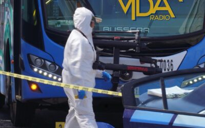 MUJER MUERE TRAS SER EMBESTIDA POR UNA UNIDAD DE QROBÚS EN CORREGIDORA.