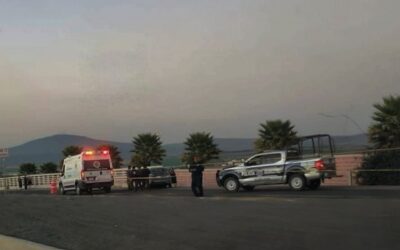 MUJER MUERE TRAS ACCIDENTE VEHICULAR CUANDO CIRCULABA POR EL BULEVAR METROPOLITANO HUIMILPAN-CORREGIDORA.