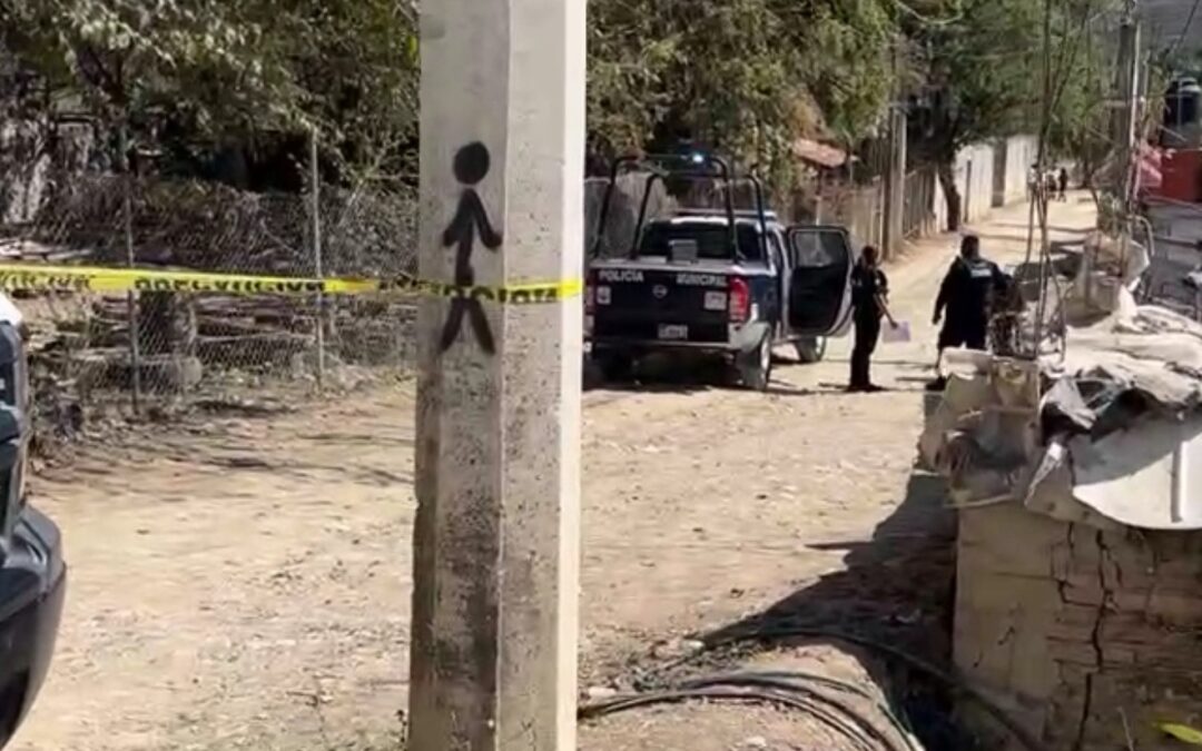 ULTIMAN A BALAZOS A UN HOMBRE EN JALPAN DE SERRA, ASÍ MISMO REPORTAN LA PRESENCIA DE “PONCHA LLANTAS” EN LA CARRETERA FEDERAL 120.