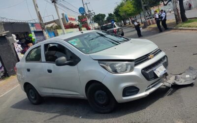 PATRULLA DEL MUNICIPIO DE QUERÉTARO PROTAGONIZÓ UN APARATOSO ACCIDENTE VEHICULAR.