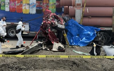 DOS MUERTOS EN FATAL “CARAMBOLA” SOBRE LA CARRETERA FEDERAL 57 A LA ALTURA DEL ESTADIO LA CORREGIDORA.