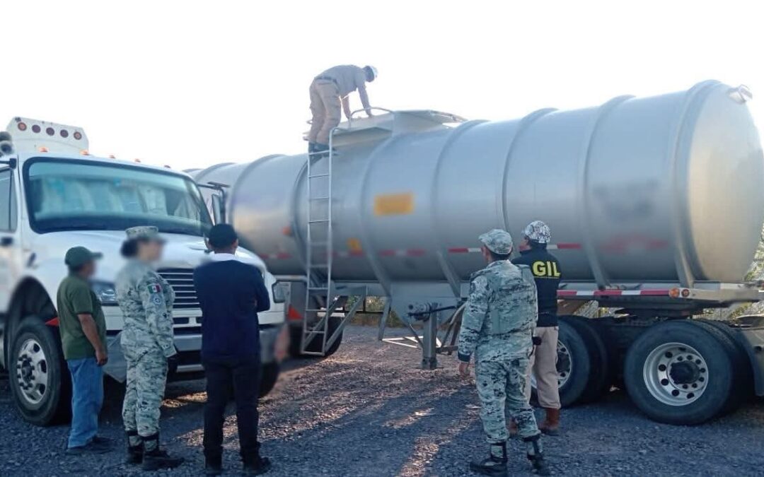 AUTORIDADES FEDERALES ASEGURAN APROXIMADAMENTE 16 MIL LITROS DE HUACHICOL EN EL MUNICIPIO DE EL MARQUÉS.