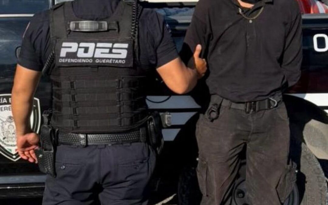 ELEMENTOS DE POES ASEGURARON A UN SUJETO QUE CUENTA CON UNA ORDEN DE APREHENSIÓN VIGENTE.