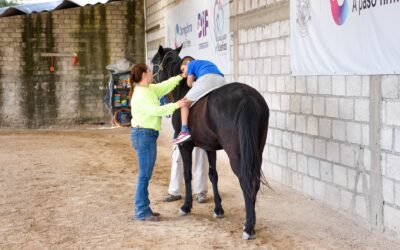 DIF CORREGIDORA TRANSFORMA VIDA CON DOS MIL SESIONES GRATUITAS DE EQUINOTERAPIA.