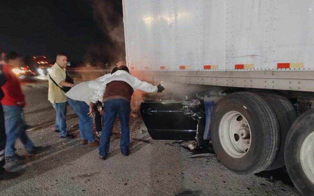 MUEREN DOS PERSONAS TRAS TRÁGICO ACCIDENTE EN LA CARRETERA FEDERAL 57.