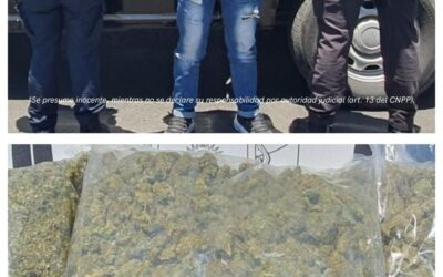 ES DETENIDO CON APROXIMADAMENTE TRES KILOS DE PRESUNTA MARIHUANA.