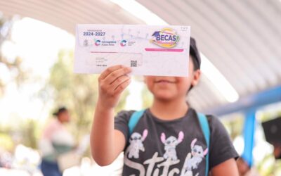 EL MUNICIPIO DE CORREGIDORA INICIÓ CON LA PRIMER ENTREGA DE BECAS.
