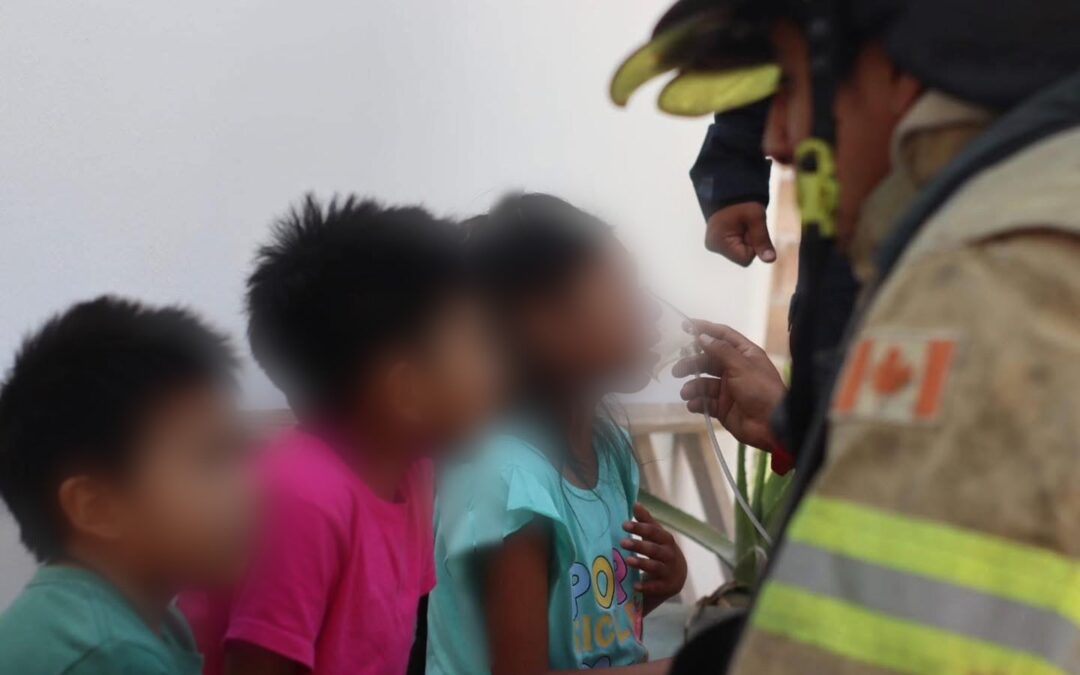 TRES NIÑOS FUERON RESCATADOS DE UN INCENDIO POR ELEMENTOS DE BOMBEROS DE QUERÉTARO.