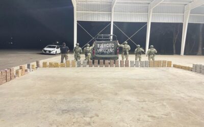 EJÉRCITO Y FUERZA AÉREA MEXICANA ASEGURARÁN AERONAVE Y MÁS DE MEDIA TONELADA DE PRESUNTA COCAÍNA.