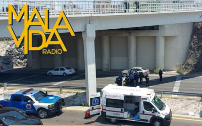 JOVEN INTENTÓ QUITARSE LA VIDA LANZÁNDOSE DESDE UN PUENTE PEATONAL, FUE TRASLADADO AL HOSPITAL EN CALIDAD DE GRAVE.