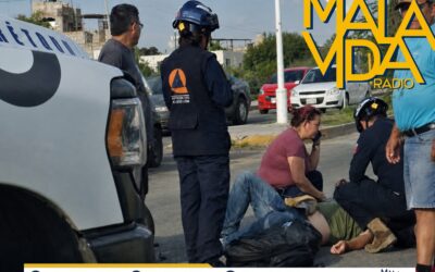 MOTOCICLISTA SUFRE FUERTE ACCIDENTE CUANDO CIRCULABA POR LA CARRETERA A TLACOTE.