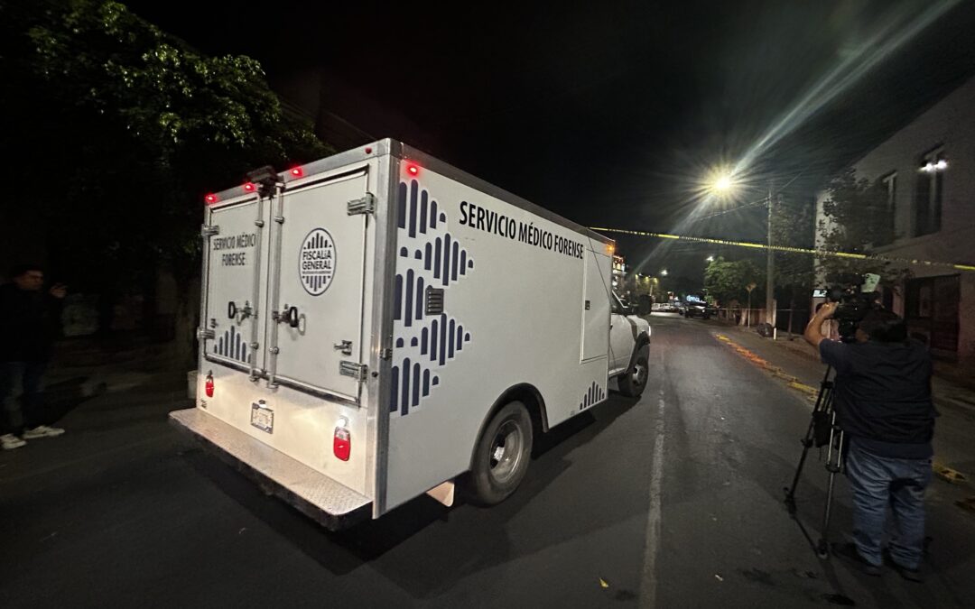 PERSONA EN PRESUNTA SITUACIÓN DE CALLE MUERE TRAS SER ATROPELLADA CUANDO INTENTABA CRUZAR PASEO 5 DE FEBRERO.