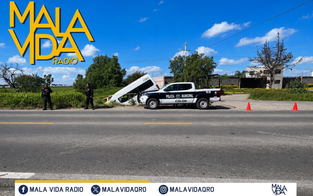 MUJER MUERE EN UN ACCIDENTE VEHICULAR EN LA CARRETERA A TEQUISQUIAPAN.