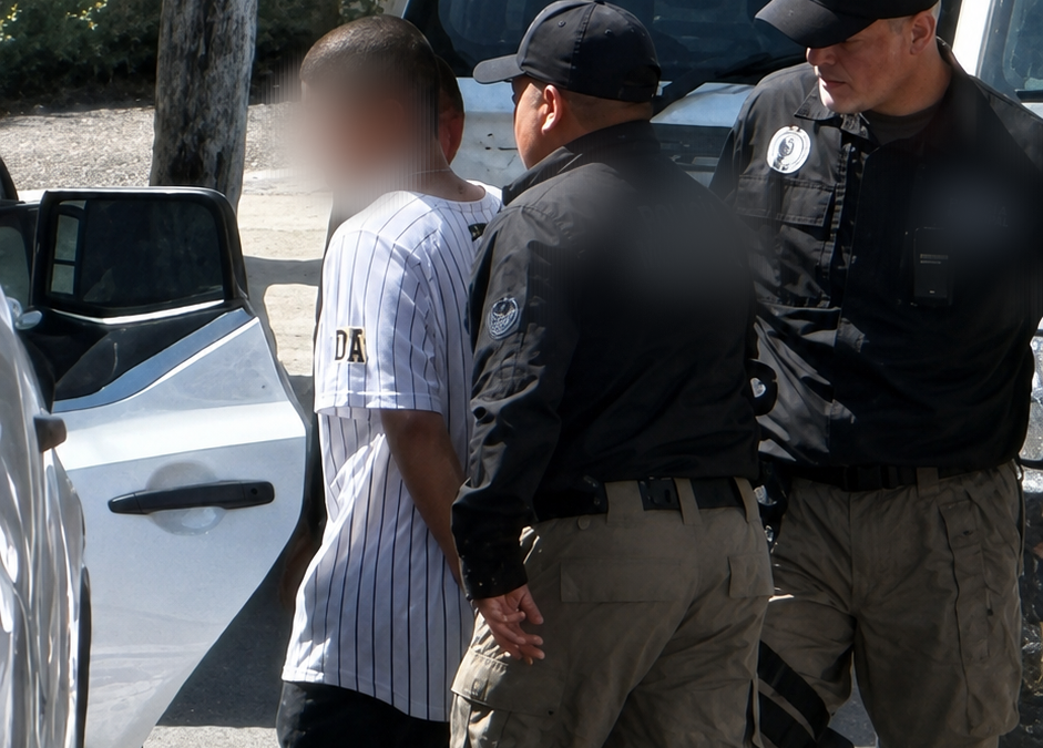 TRAS CATEO POR PARTE DE LA FGR EN CASA BLANCA, FUE DETENIDO UN HOMBRE Y SE ASEGURARON VARIAS DOSIS DE ESTUPEFACIENTES.