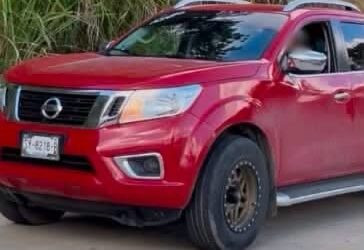 SUJETOS ARMADOS DURANTE LA MADRUGADA INGRESARON A UNA VIVIENDA SOMETEN A UNA FAMILIA Y ROBAN UNA CAMIONETA.