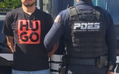ELEMENTOS DE LA POLICÍA ESTATAL RECUPERAN UN VEHÍCULO ROBADO Y DETIENEN A UN SUJETO CON DIVERSOS DOCUMENTOS FALSOS.