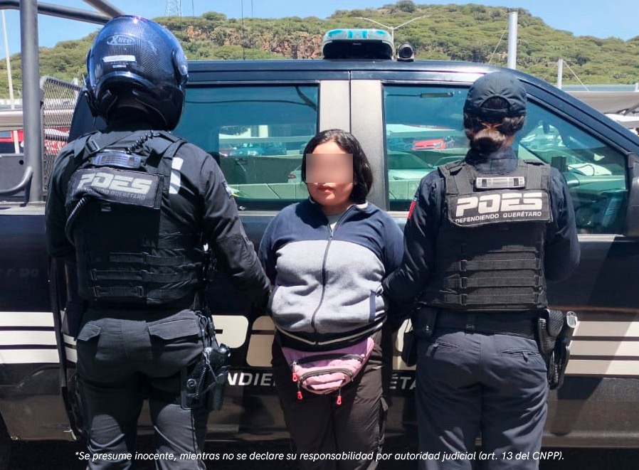 MUJER ES DETENIDA EN POSESIÓN DE DIVERSAS SUSTANCIAS TÓXICAS.