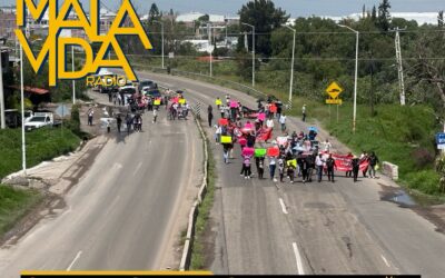 MANIFESTANTES CIERRAN LA CIRCULACIÓN DEL LIBRAMIENTO SURPONIENTE Y DE LA CARRETERA LIBRE A CELAYA.
