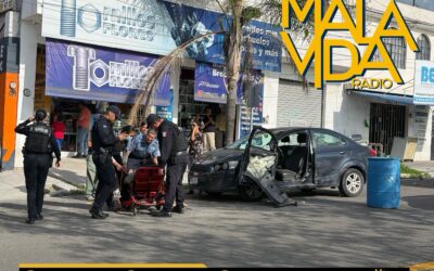 JOVEN ES ATROPELLADO CUANDO DESCENDÍA DE SU VEHÍCULO ESTACIONADO EN AV. PASTEUR SUR.