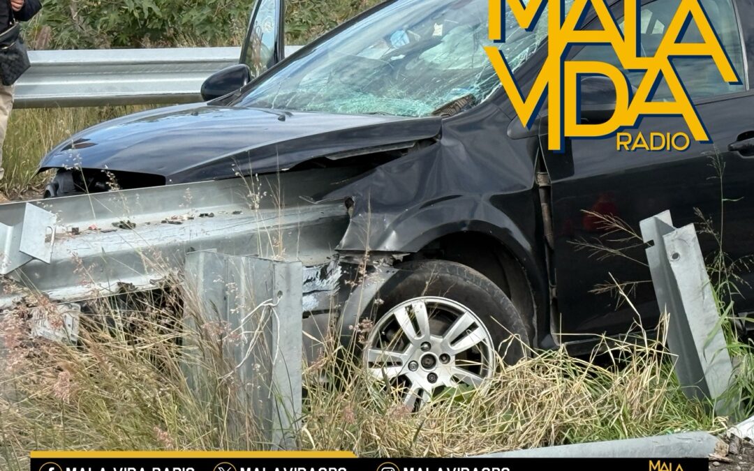 MUEJER MUERE TRAS PROTAGONIZAR UN FUERTE ACCIDENTE VEHICULAR EN LA CARRETERA QRO – SLP.
