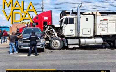 APARATOSA CARAMBOLA SE REGISTRÓ SOBRE LA CARRETERA ESTATAL 100 EN EL MARQUÉS.