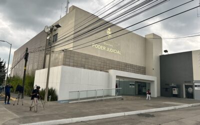 VINCULAN A PROCESO A LOS PADRES DEL MENOR QUE LESIONÓ A CUATRO PERSONAS CON UN CUCHILLO EN UNA SECUNDARIA EN QUERÉTARO.